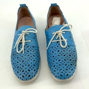 Kunitz Collection Beaumaris Perforated Laceup